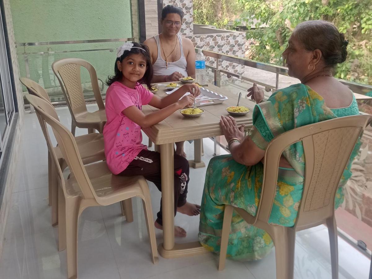 Priyansh Home Stay Harihareshwar Eksteriør billede