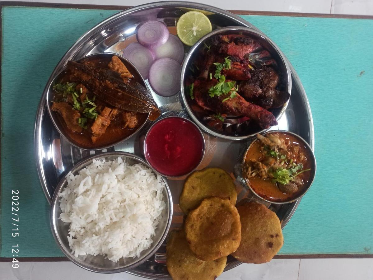 Priyansh Home Stay Harihareshwar Eksteriør billede