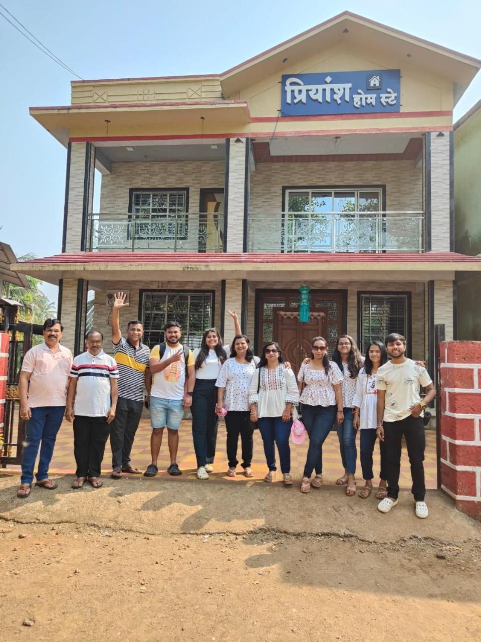 Priyansh Home Stay Harihareshwar Eksteriør billede